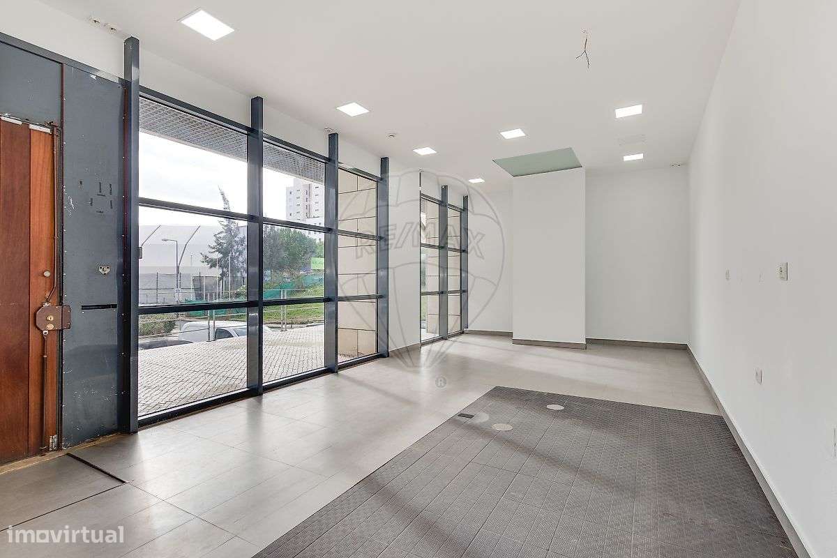 Loja  para arrendamento - Grande imagem: 3/13