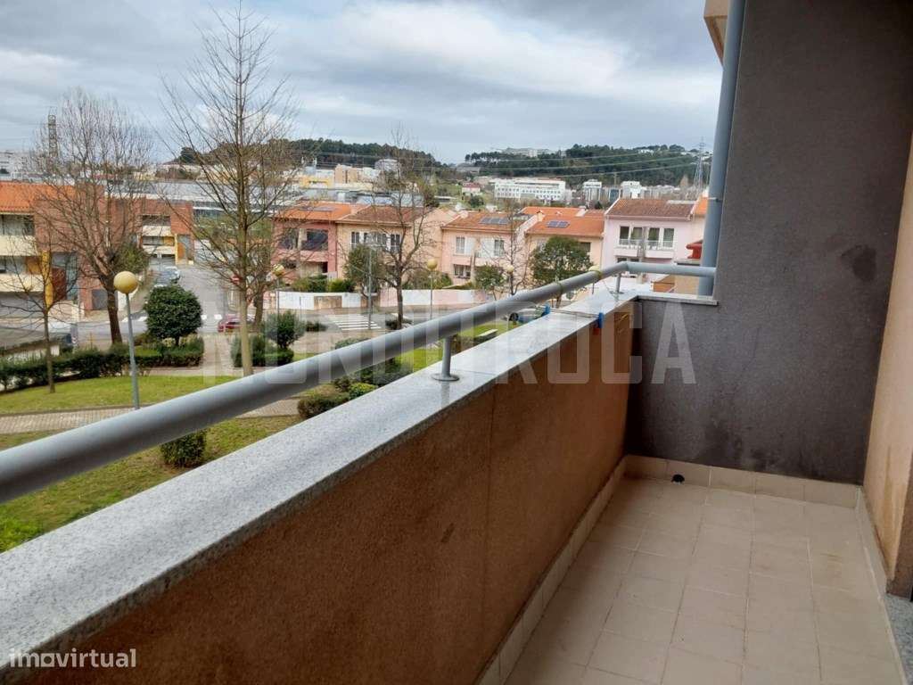 Apartamento T4 Nogueiró-15