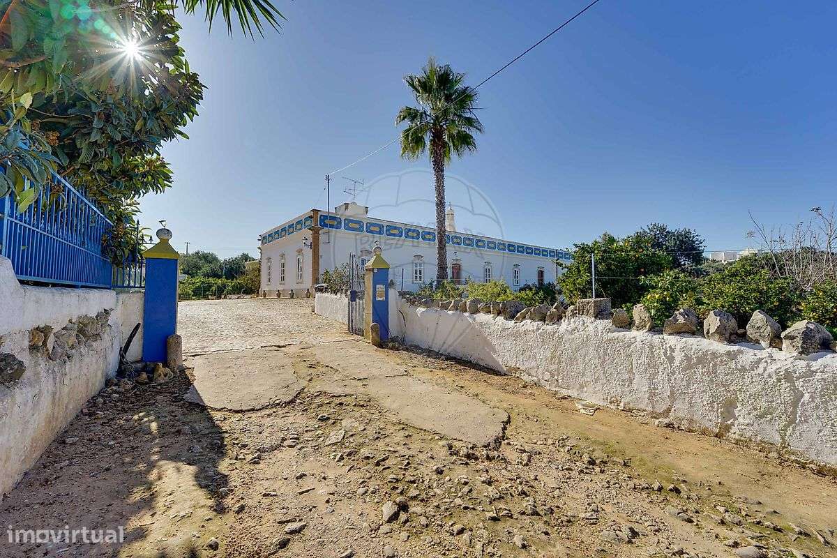 Moradia T15 para venda - Grande imagem: 2/50