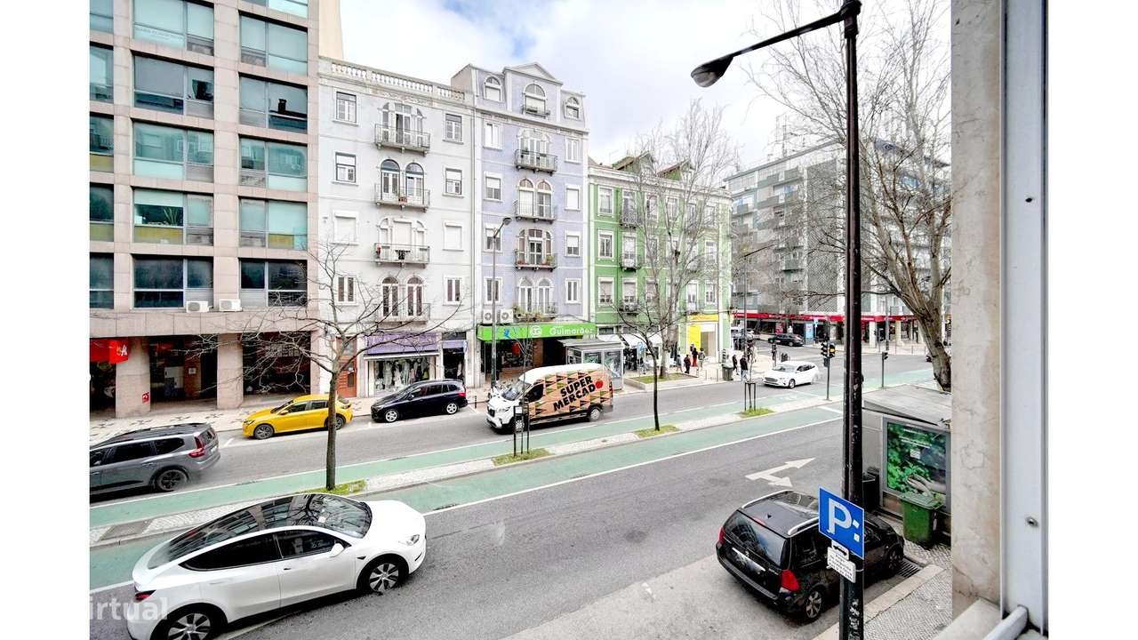 Apartamento T3 em Lisboa com terraço-27