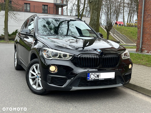 BMW X1 sDrive18i Sport Line - 3