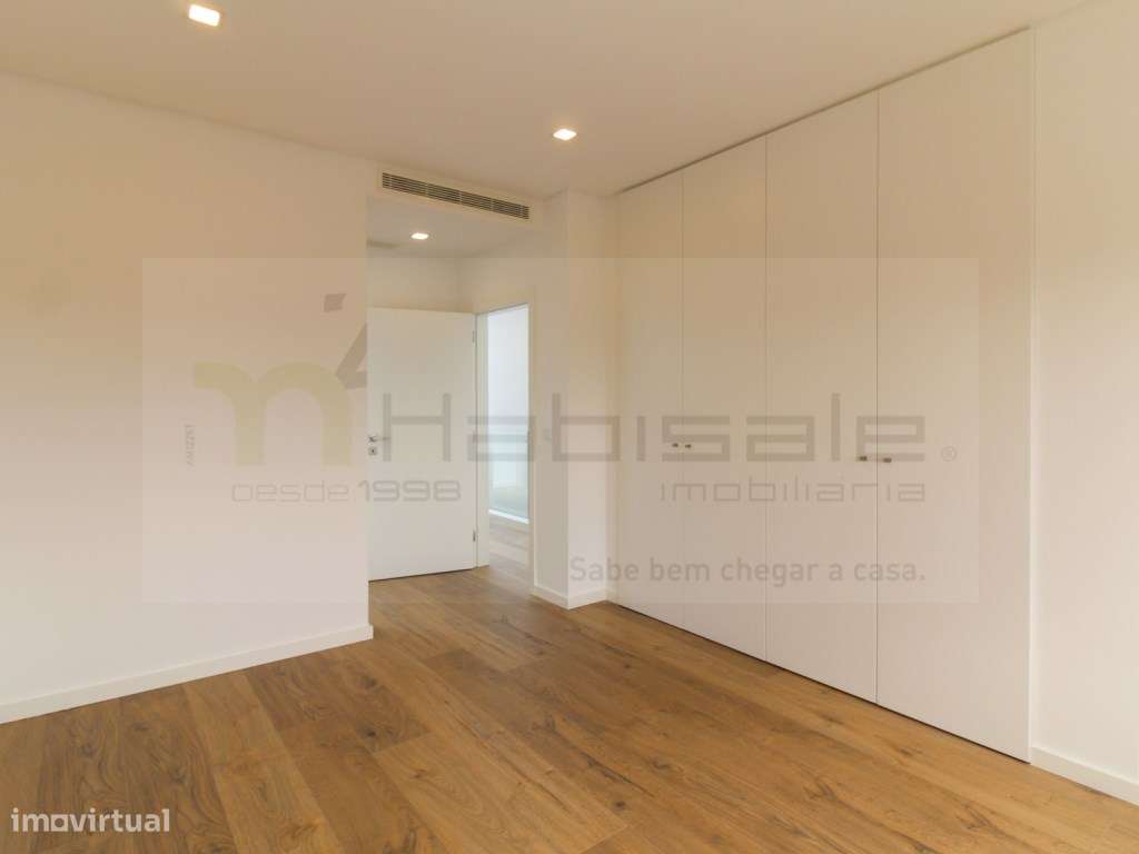 Moradia T4 em condomínio fechado em Loures, com piscina!-32