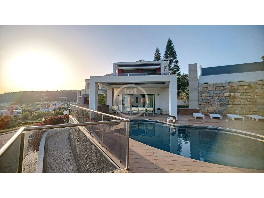 Moradia Deslumbrante com Vista Mar, piscina e garagem - Marina de A...-9