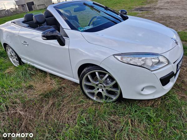 RENAULT MEGANE III KABRIOLET 2.0 D stan bdb Nawigacja skóry panorama dach TEMPOMAT zamiana 125 czoper - 12