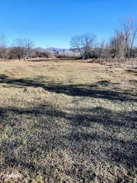 Teren intravilan Pucioasa acces drum asfaltat DN 71 - DC 136A - Imagine principală: 5/7