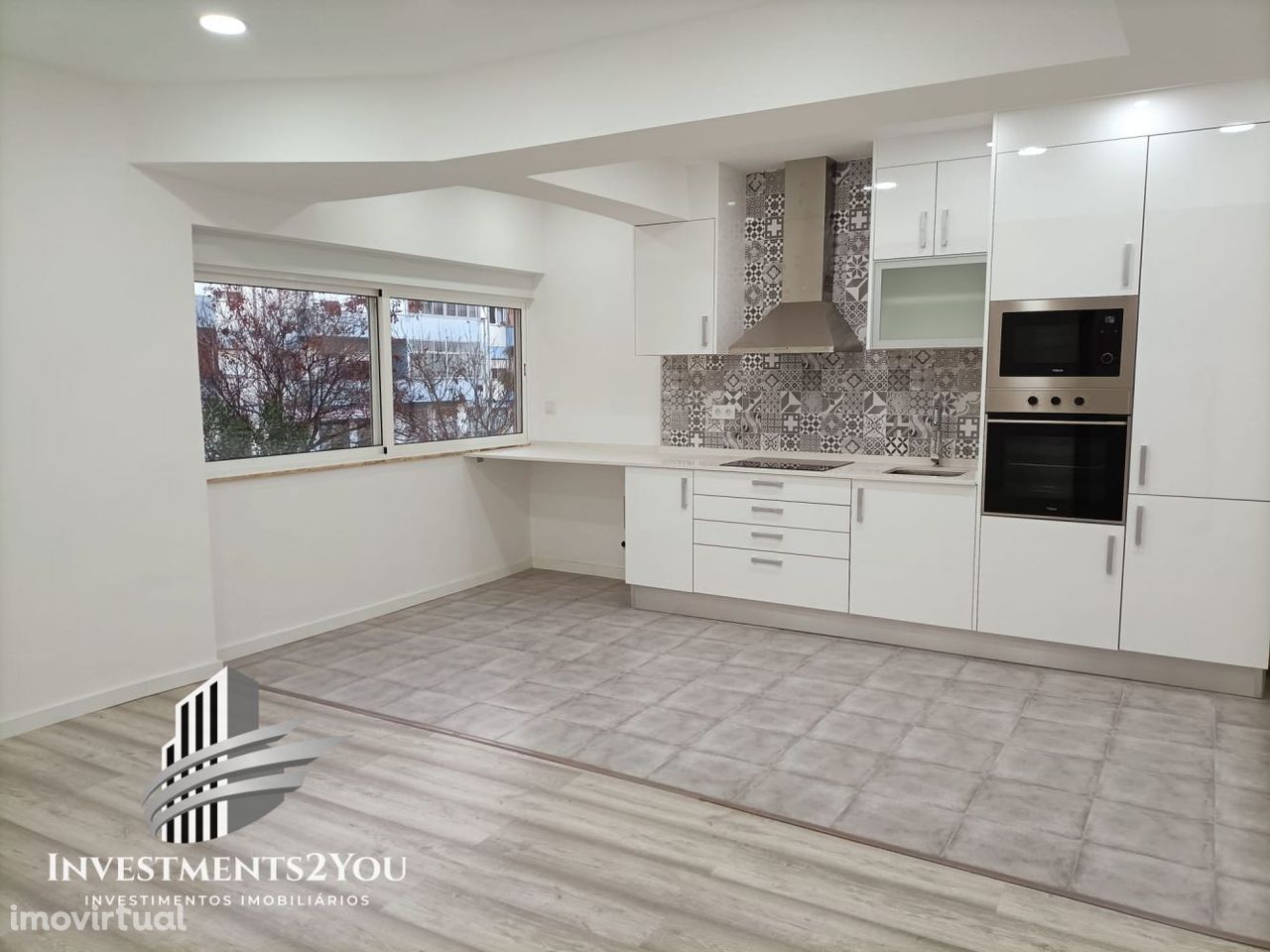 Apartamento T1 Totalmente Remodelado nas Paivas