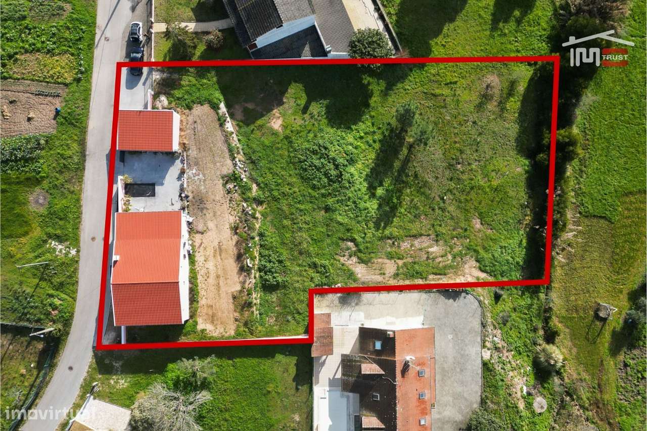 Moradia T3(3 suites),design moderno em Lagoa do Grou(Freixianda), L... - Grande imagem: 4/40