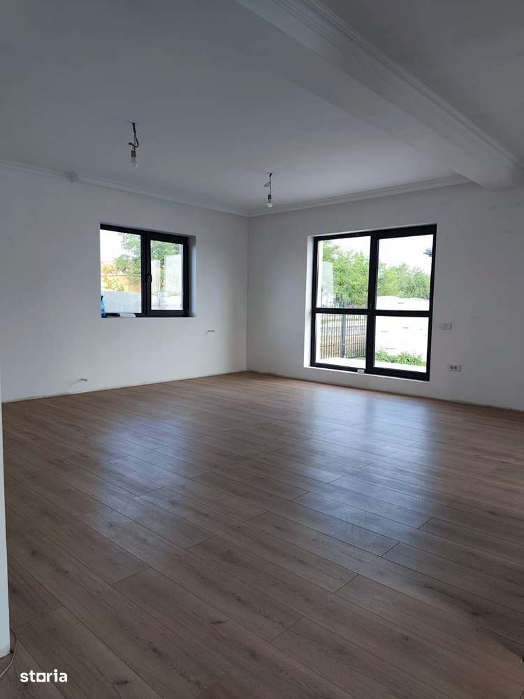 FARA COMISIOANE Sabareni casa cu 4 camere 2 bai PARTER placa asfalt-4