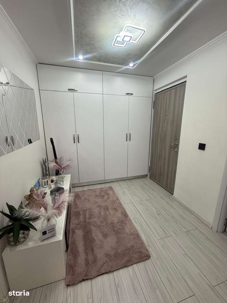 Apartament 3 camere complet renovat • Parter • Zona Comisia  Centrala-8