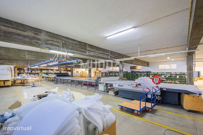 Armazém Industrial de Excelência para Venda – Zona Industrial de Corte-30