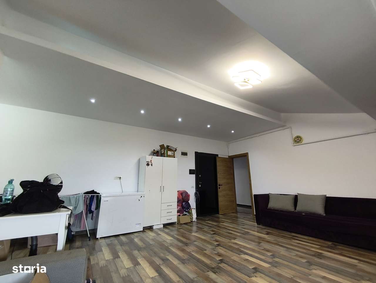 Apartament cu 5 camere-etaj intreg, 2 locuri parcare, 3 bai.-9