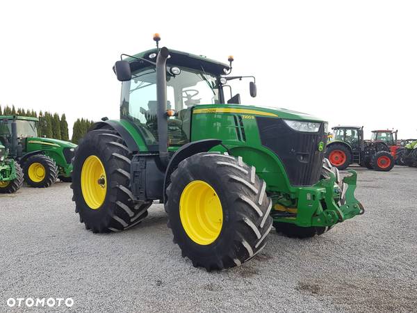 John Deere 7200R 2014R - 21