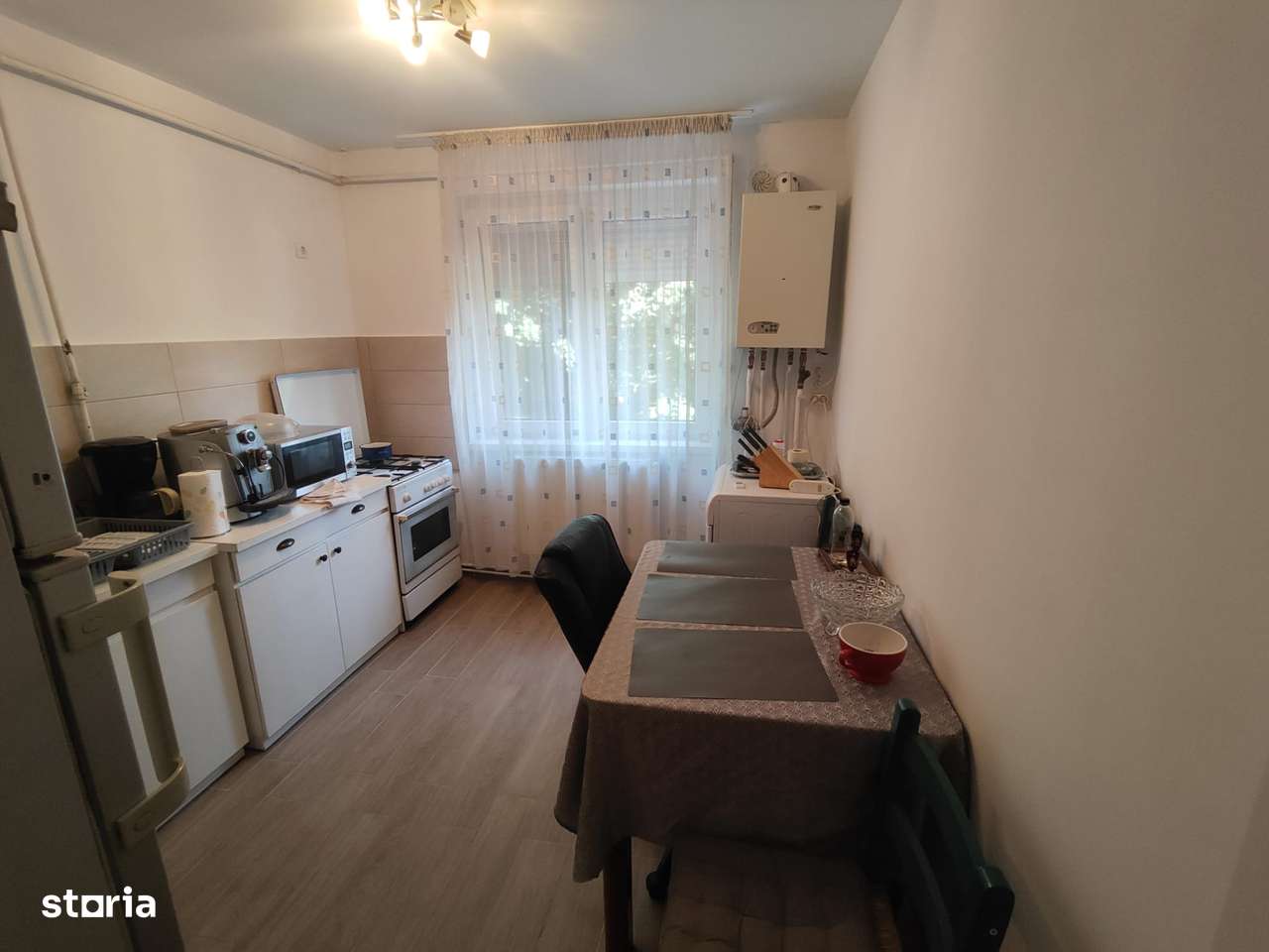 Str. Florilor – ap. 2 camere, decomandat, renovat in 2023 - Imagine principală: 2/4