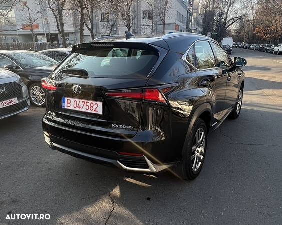 Lexus Seria NX 300h AWD Business Plus - 9