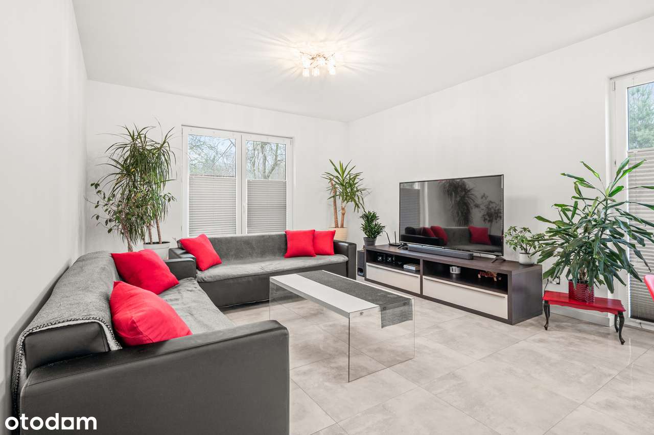 Nowoczesny, wyposażony i energooszczędny dom  z 2021 roku - Pełny obrazek: 4/13