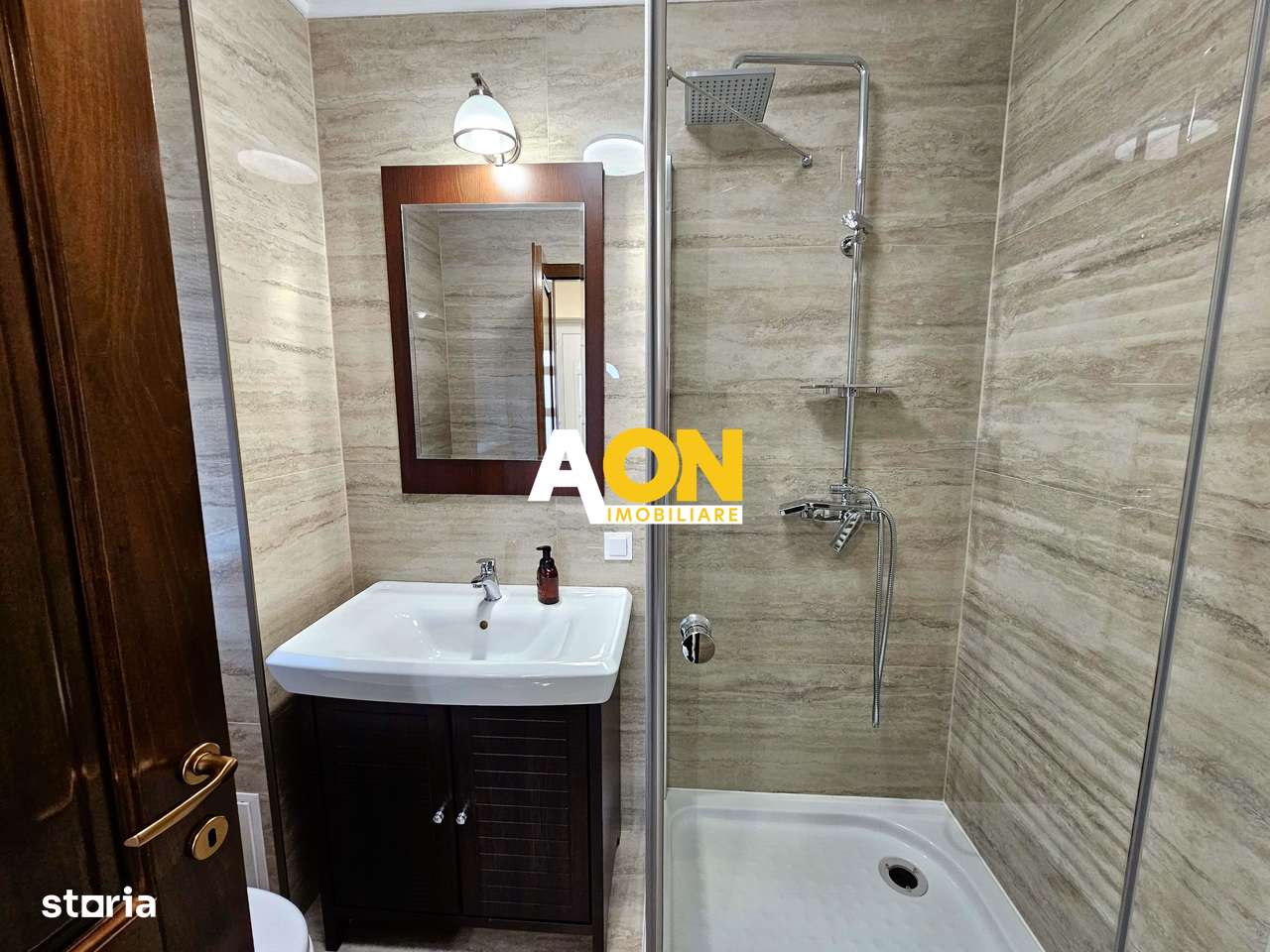 1/2 Duplex, mobilat, utilat, 4 camere, 250 mp teren, Cetate - Imagine principală: 5/10