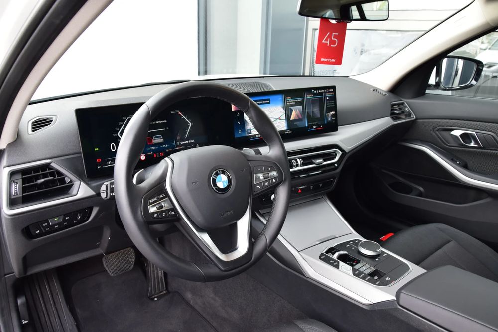 BMW Seria-3 318I Advantage 2.0 Benzyna 156 KM — zdjęcie 2