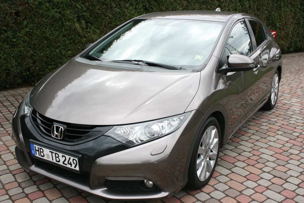 Honda Civic IX 1.8i-VTEC Comfort 2014