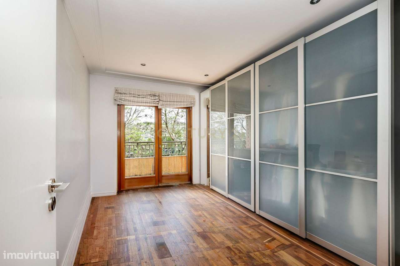 T3 com terraço de 38 m² e garagem | Quinta do Almirante – Loures-23