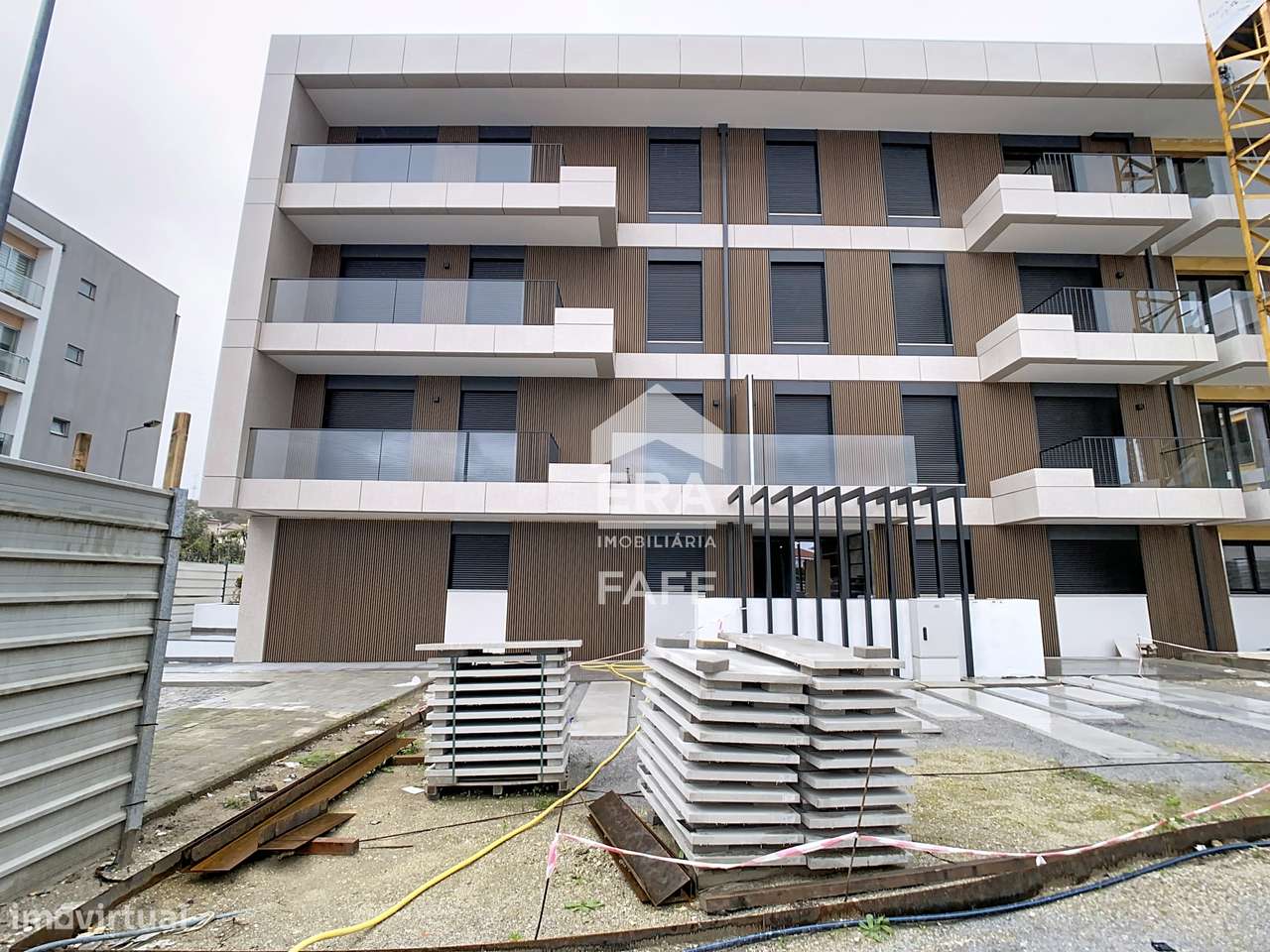 Apartamento T4 novo em Fafe - Grande imagem: 2/43
