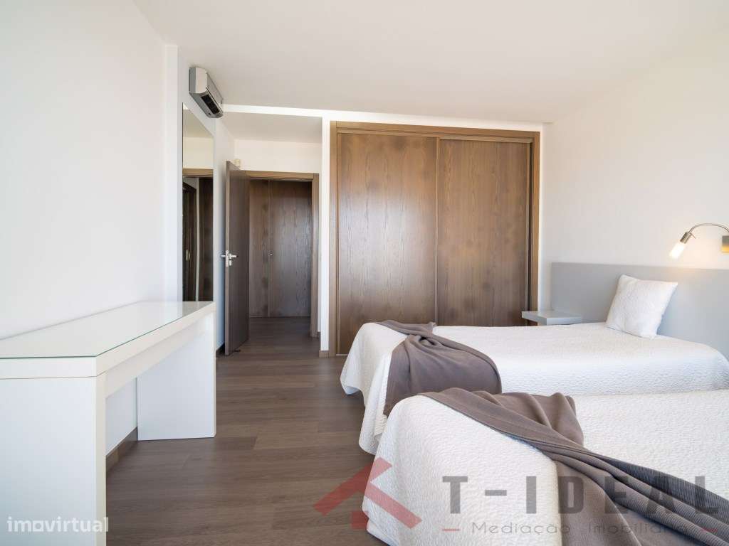 Moradia T4 Moderna Vista Mar-54