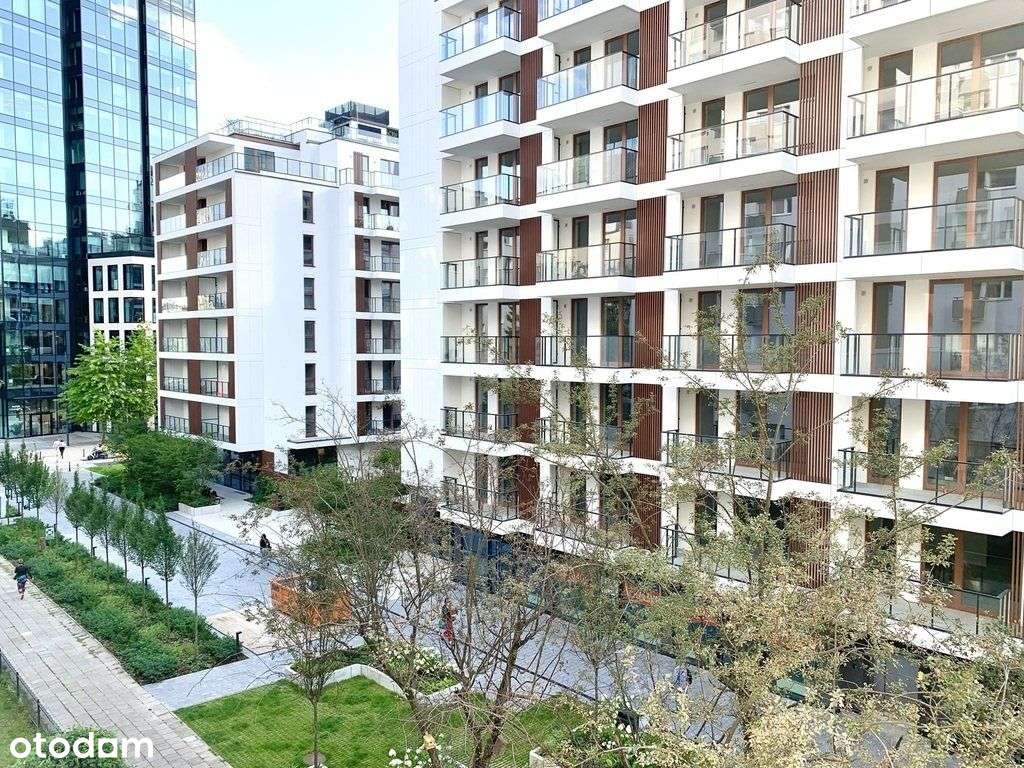 Kawalerka ścisłe centrum ul. Chmielna-0