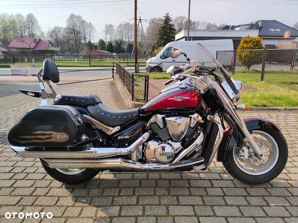 Suzuki Intruder - 5