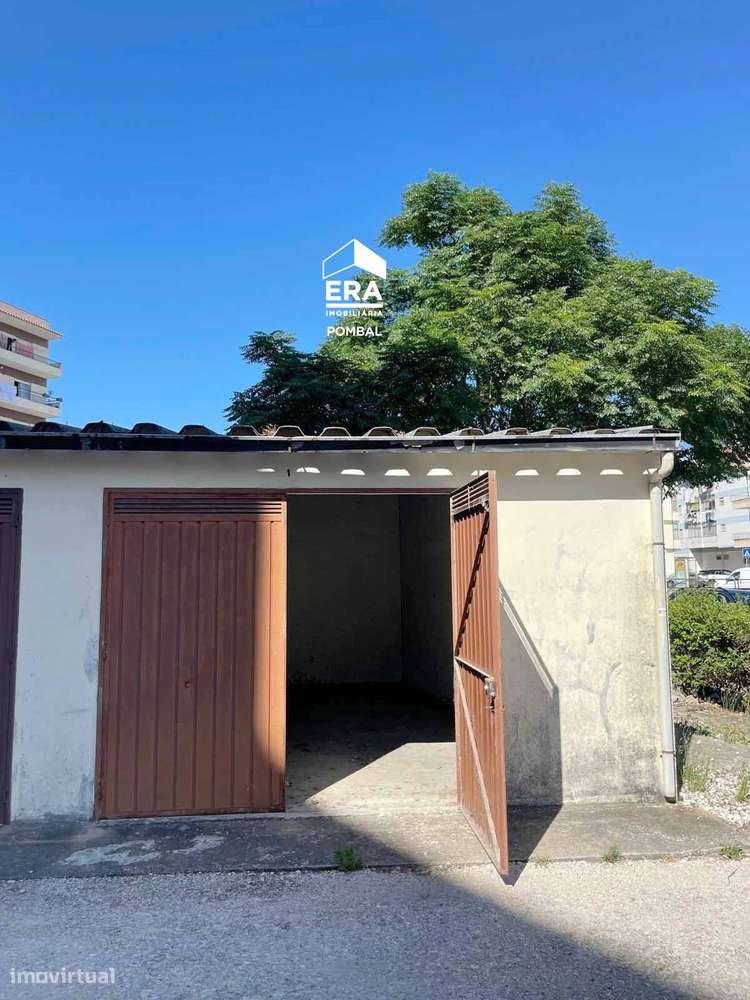 Garagem ,  Eiras e São Paulo de Frades, Coimbra - Grande imagem: 3/10