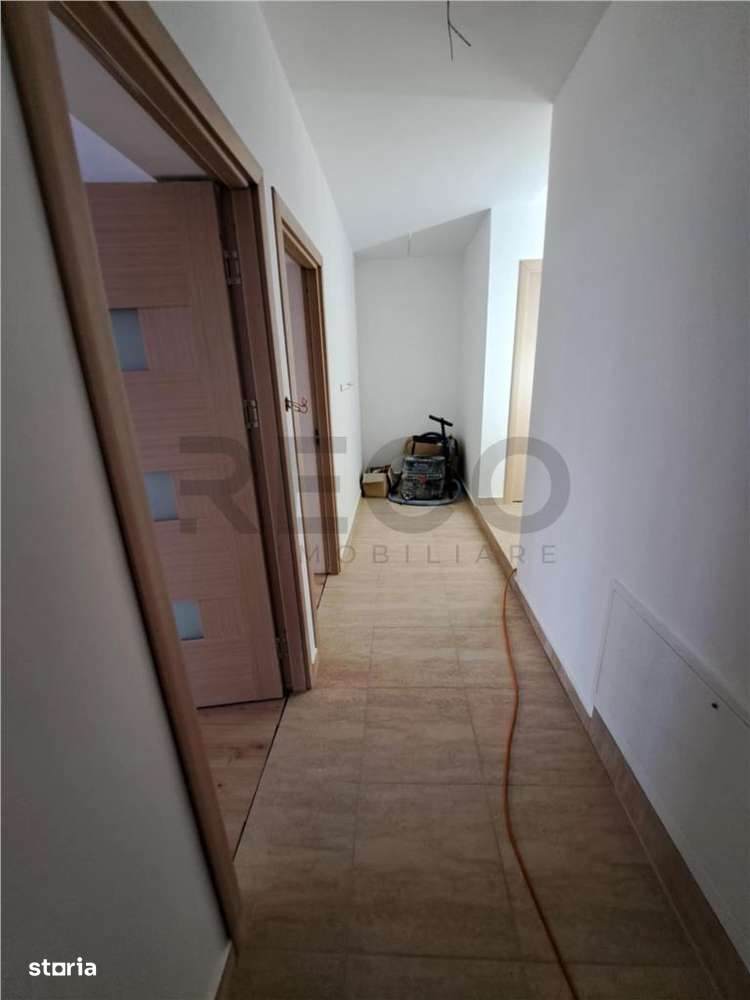 RECO casa zona de dealuri - Imagine principală: 4/19