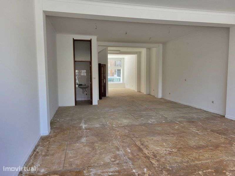 loja 2 frentes 2 pisos logradouro porto - Grande imagem: 4/8