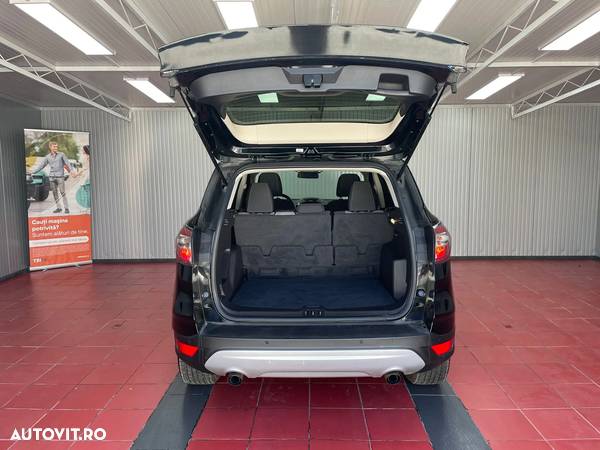 Ford Kuga - 22