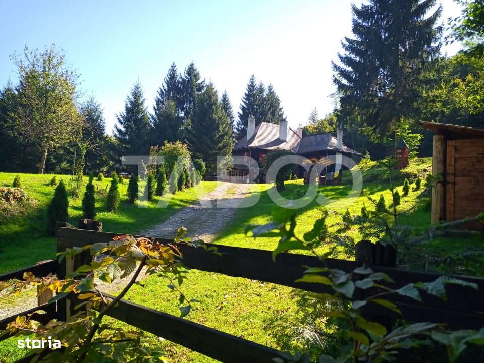 Pensiune de lux de vanzare in inima padurii langa Sibiu - Imagine principală: 2/19