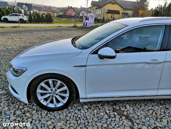 Volkswagen Passat 2.0 TDI Bi-Turbo BMT 4Mot Highline DSG - 18