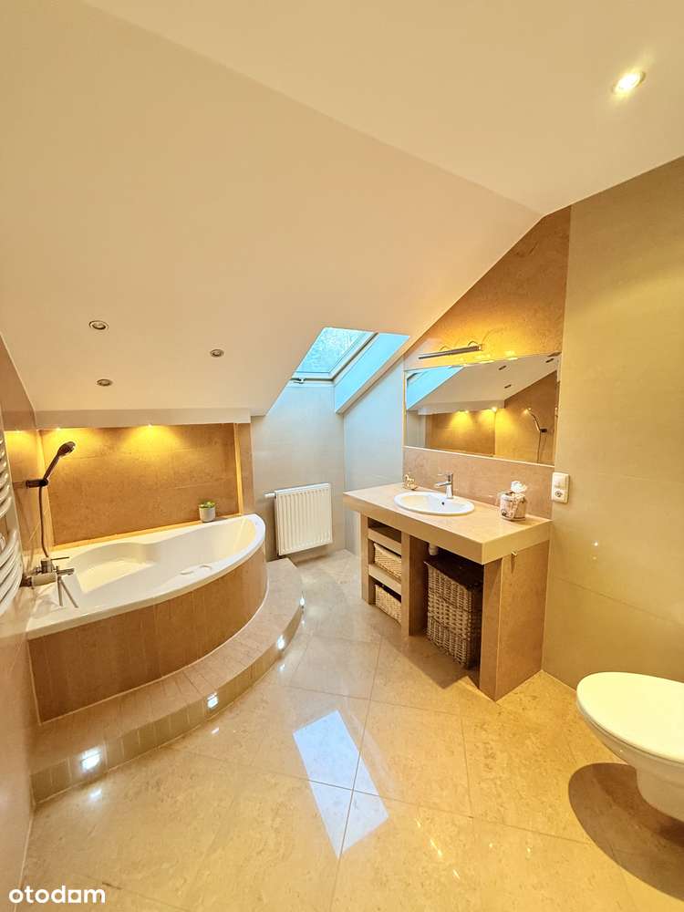 Wyjątkowy dom z ogromnym potencjałem i przydomową stajnią! - Pełny obrazek: 5/9