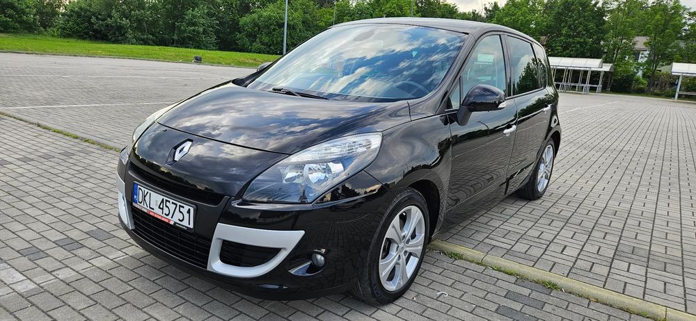 Renault Scenic III (2009-2016) Energy dCi 130 Start & Stop Luxe 2012