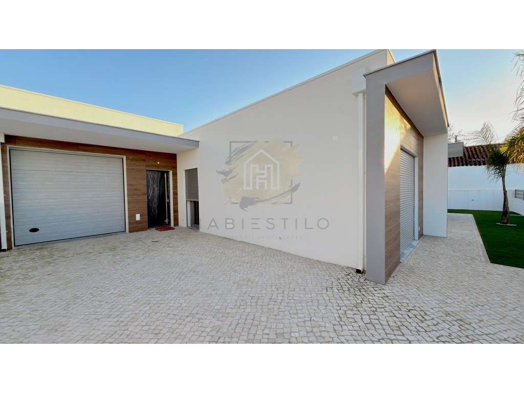 Moradia T4 em Azeitão | Pronta a escriturar-4