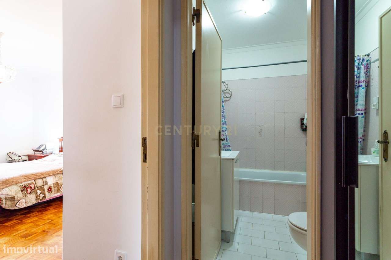 Apartamento T1 pronto a habitar-17