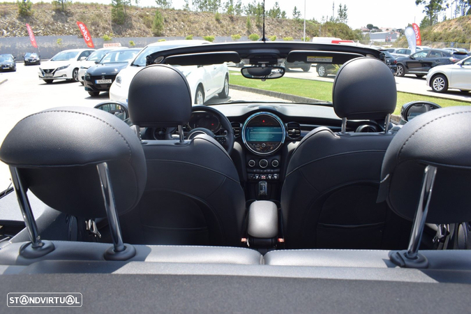 MINI Cabrio Cooper Premium Essential Auto - 12