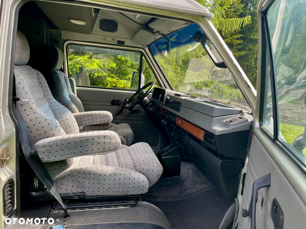 Volkswagen Transporter - 10