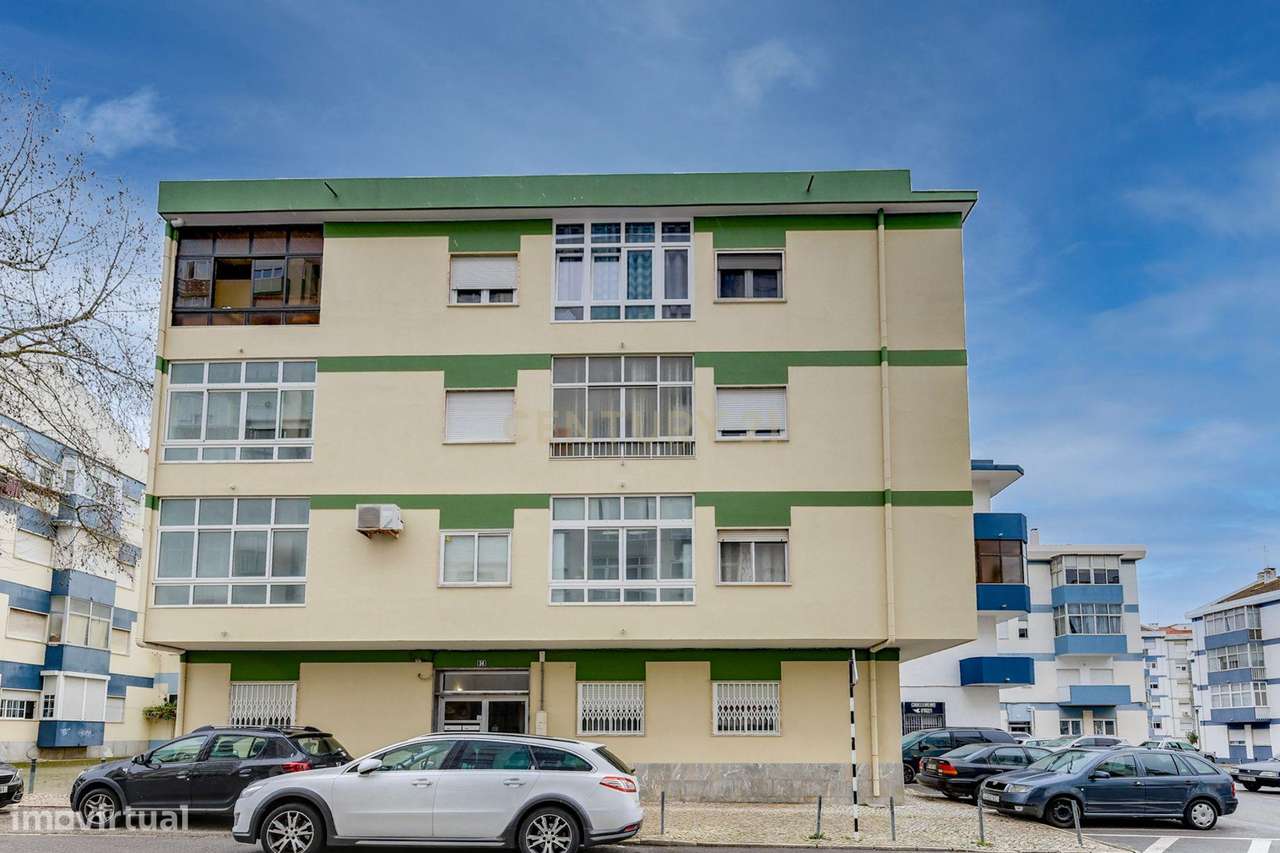 Apartamento T3 nas Paivas - Amora, junto ao Parque Urbano-23