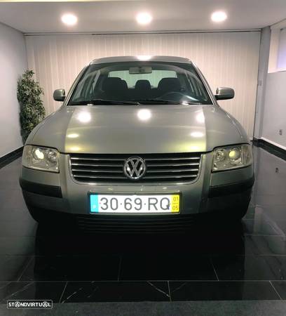 VW Passat - 18