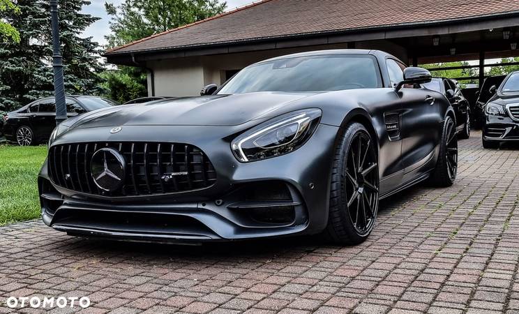 Mercedes-Benz AMG GT - 1