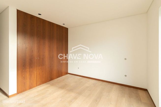 Moradia V3 Nova, Térrea e Isolada em Travanca - Santa Maria da Feira-14