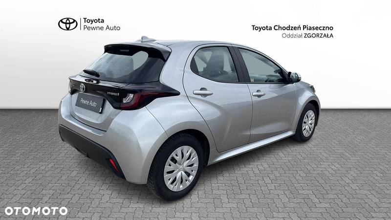 Toyota Yaris - 7