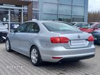 Volkswagen Jetta 1.6 TDI Comfortline - 7