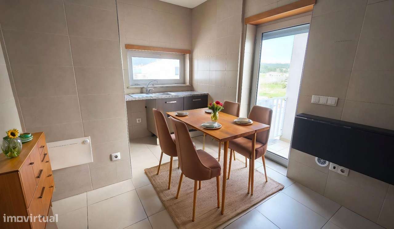 T1 com Parqueamento a 300 m da Praia de Buarcos - Grande imagem: 3/24