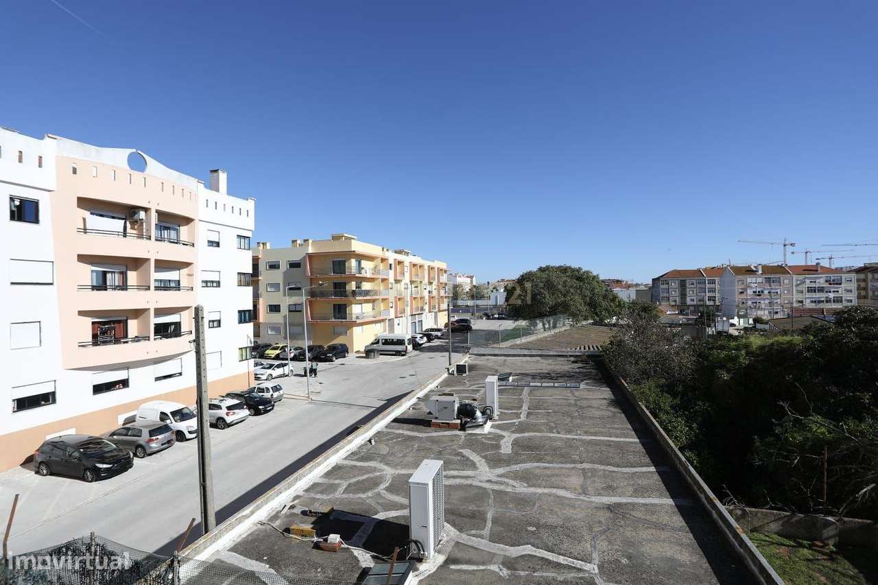 Apartamento T2 em Montijo com Vista para a Cidade-15