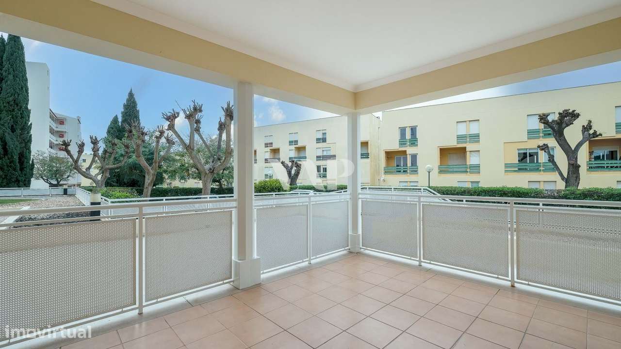 Apartamento T2 Renovado com Piscina em Vilamoura - Grande imagem: 2/23