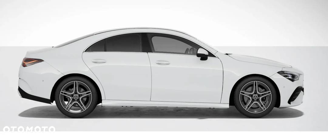 Mercedes-Benz CLA 200 AMG Line 7G-DCT - 7