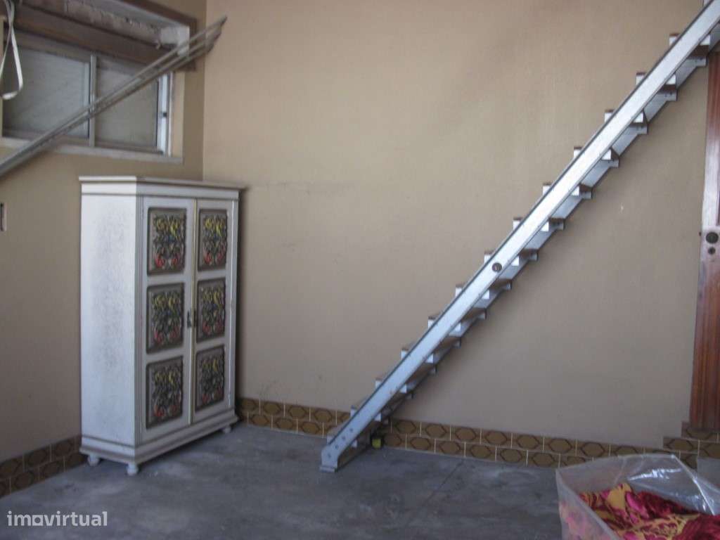 Moradia Térrea T3 com Garagem e Amplo Logradouro - Centro do Samouco-23